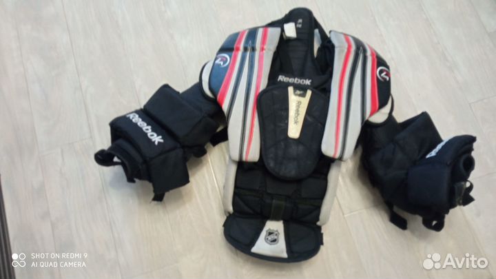 Хоккейная вратарская форма бу