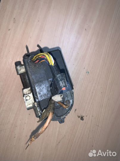 Блок abs audi 100 c4