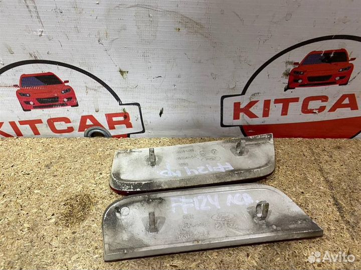 Катафот заднего бампера (штука) Ford Fusion