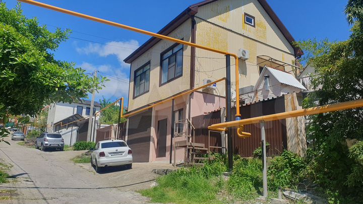 Комната 30 м² в 1-к., 2/2 эт.