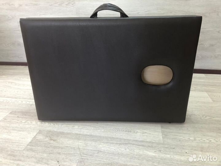 Массажный стол