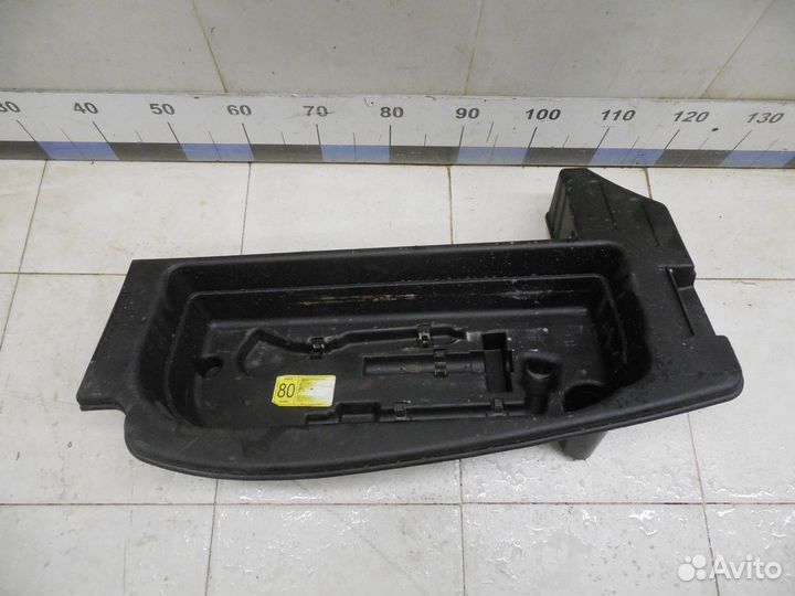 Ящик для инструментов emgrand X7 2013