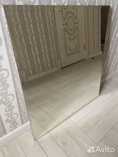 Зеркало настенное