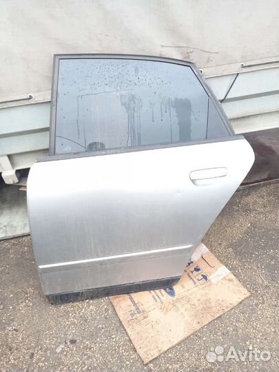 Дверь задняя левая Audi a4 b6 седан