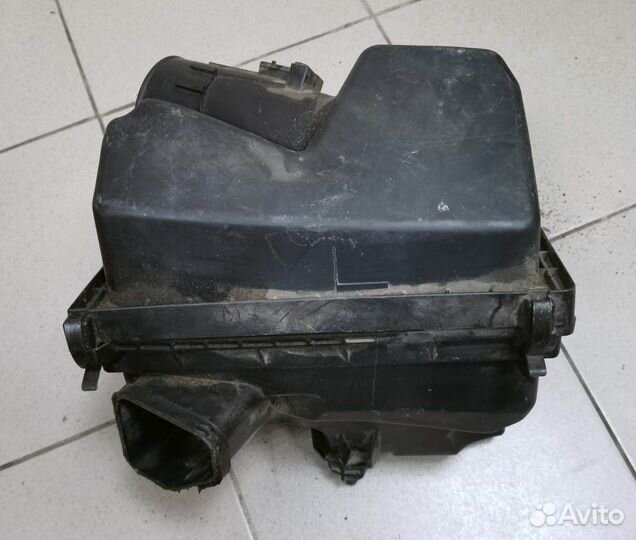 Корпус воздушного фильтра Nissan Teana J32 2.5