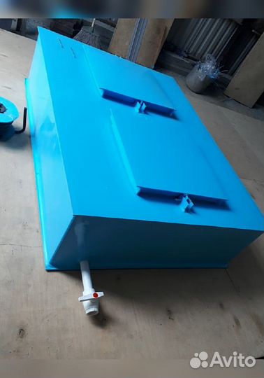 Емкость для рыбы и раков