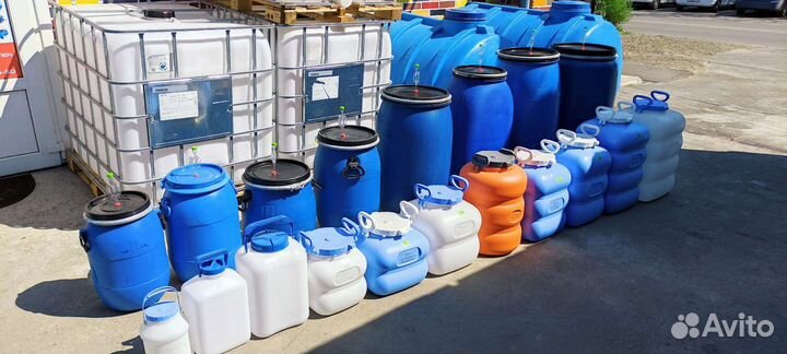 Бочки пластиковые для воды, вина