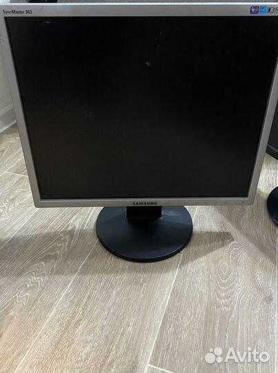 Монитор Samsung