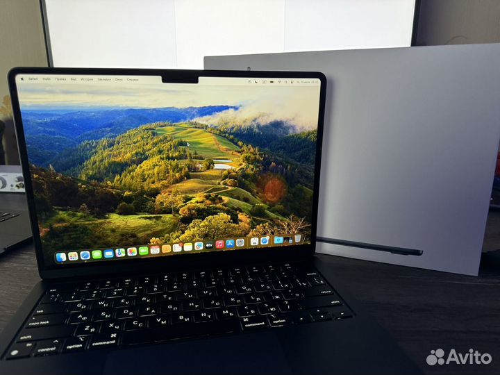 Macbook Air M2 подарочный