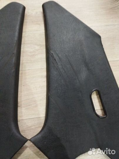 Накладка на стойку кузова задняя Mercedes-Benz 190