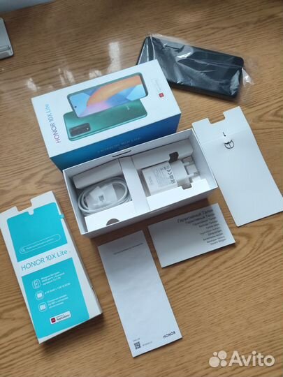 HONOR 10X Lite, 4/128 ГБ