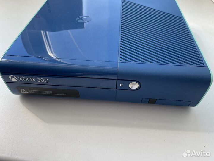 Xbox 360 E фрибут 500гб / Special Edition Blue