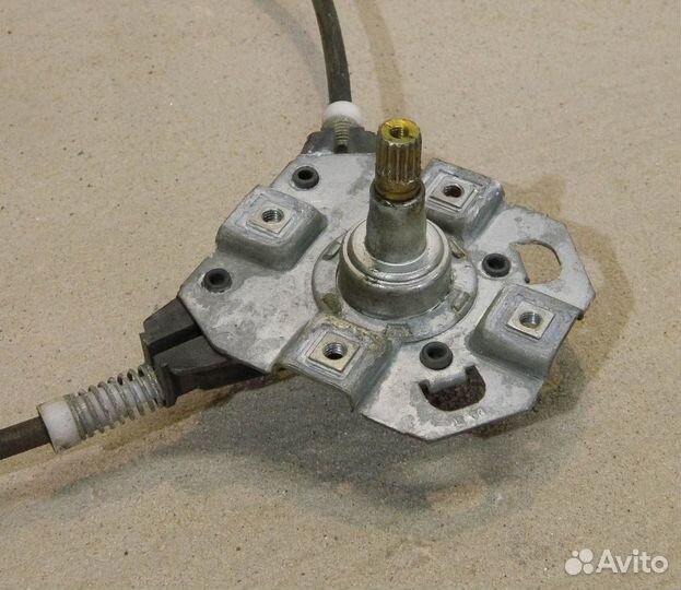 Стеклоподъемник передний правый Audi 80 B3