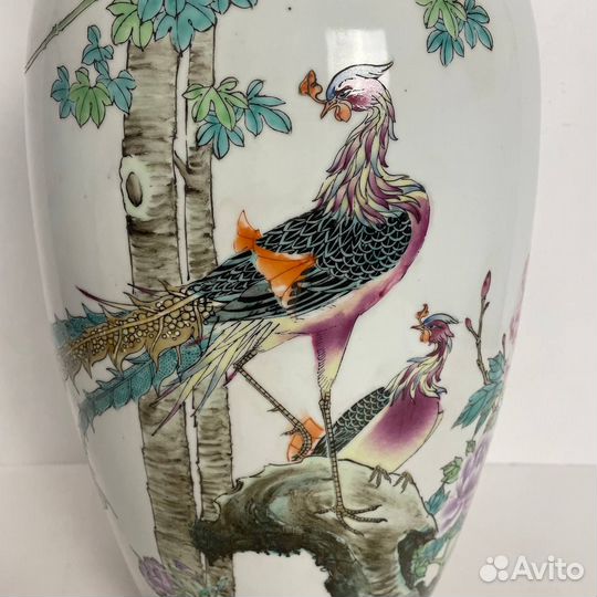 Антикварная ваза