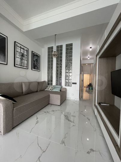 2-к. квартира, 54 м², 9/10 эт.