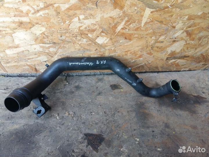 Патрубок интеркулера Opel Insignia 2008-2017