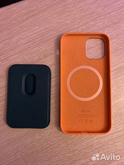 Чехол на iPhone 12 и картхолдер
