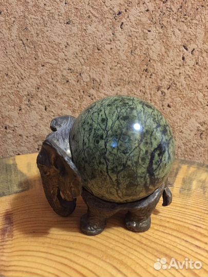 Статуэтка слон