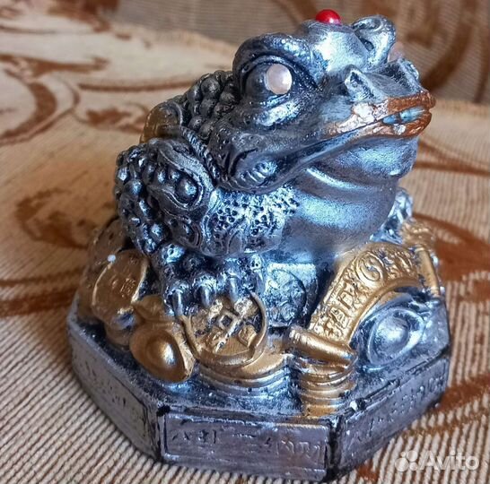 Лягушка денежная