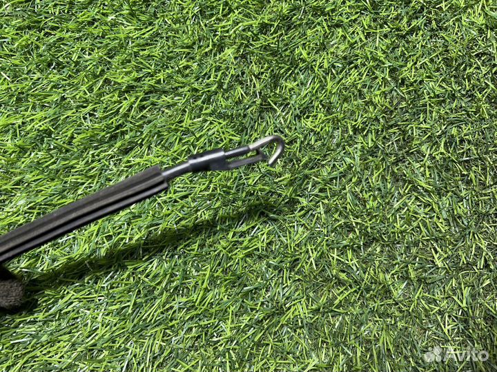 Замок двери задней правой Volkswagen Passat (B5)