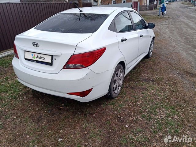 Hyundai Solaris 1.4 МТ, 2015, 350 000 км