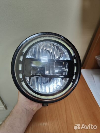 Фара на мотоцикл