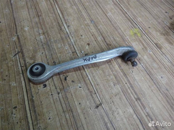 Рычаг передний верхний левый задний Volkswagen Pa