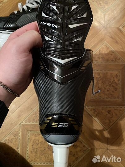 Коньки bauer supreme s25
