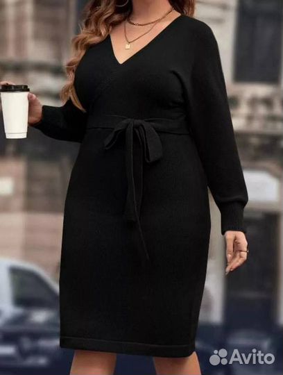 Платье вязанное