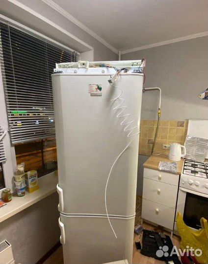 Ремонт стиральных машин и холодильников