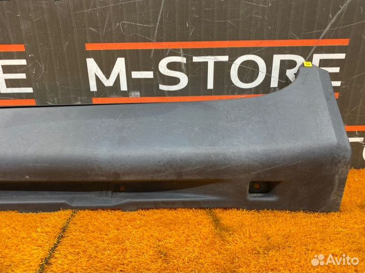 Накладка на порог левая Volvo Xc90 C59 B5254T2