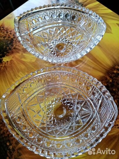 Хрустальная ваза