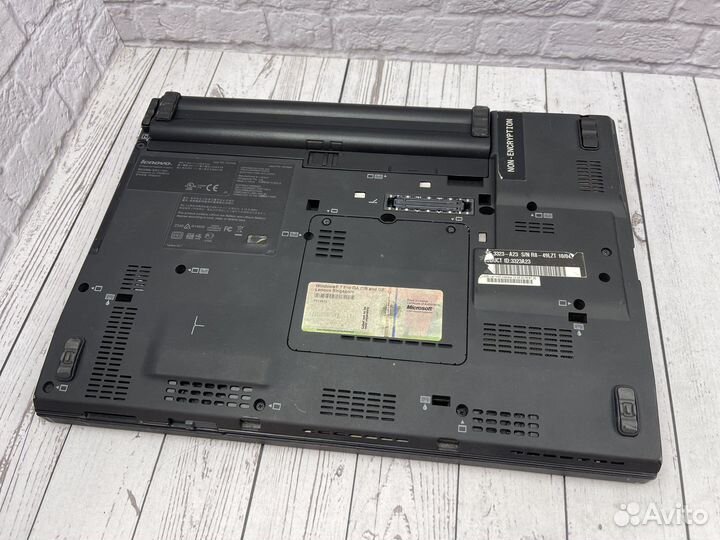 Ноутбук Thinkpad X201i i3 M330 2.13 GHz