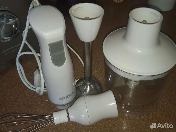 Блендер на запчасти sinbo