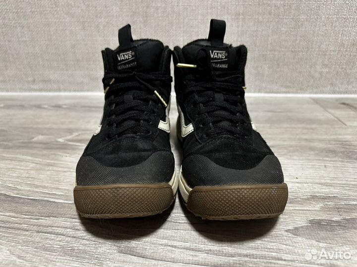 Vans ultrarange EXO Hi eur 40