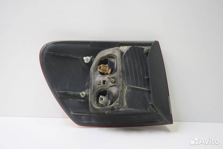 Фонарь задний правый Toyota Ipsum 2 ACM21W 2002