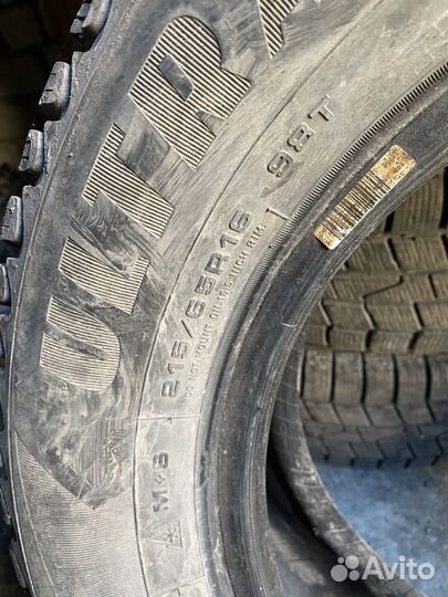 Goodyear Ultragrip Ice Arctic 215/65 R16