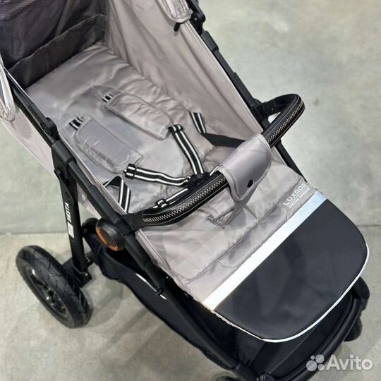 Всесезонная Прогулочная коляска надувные колёса
