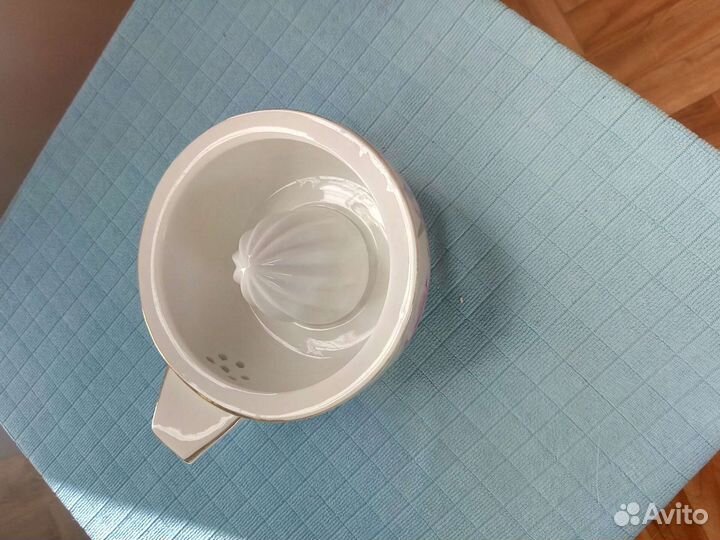 Соковыжималка сервировочная