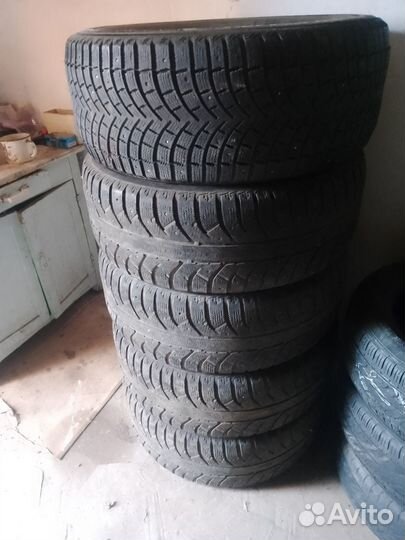 Bridgestone Ice Cruiser 7000 285/60 R18
