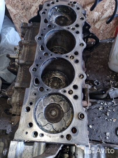 Блок цилиндров Mitsubishi Pajero 4 4M41 2011