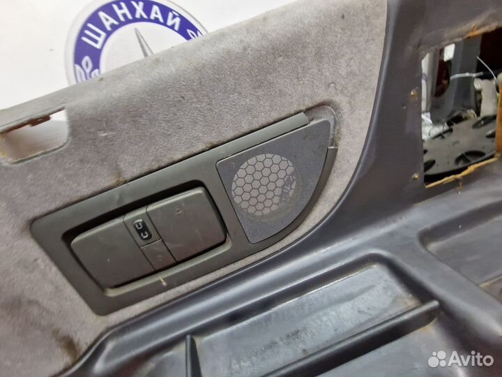 Обшивки багажника Mercedes Vito W638