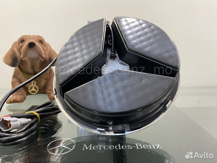 Эмблема звезда Мерседес Бенц с подсветкой