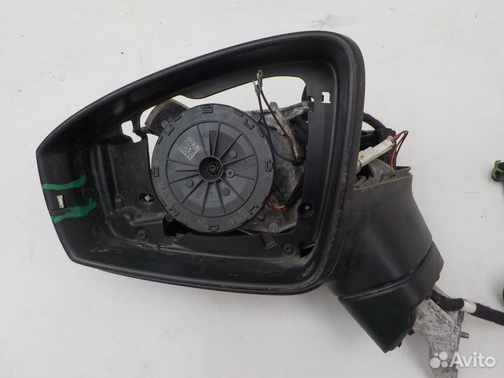Зеркало наружное левое Volkswagen Tiguan 2016