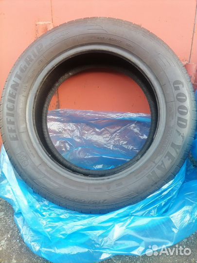 Goodyear EfficientGrip SUV 4x4 215/60 R17 96H
