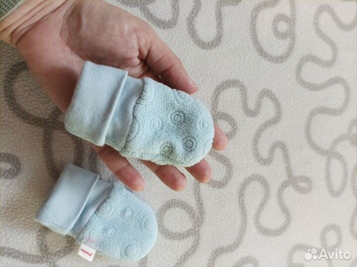 Варежки для новорожденных