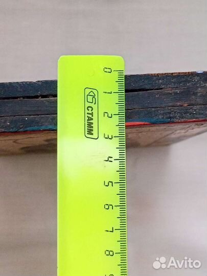 Старинные иконы 18 века на золоте