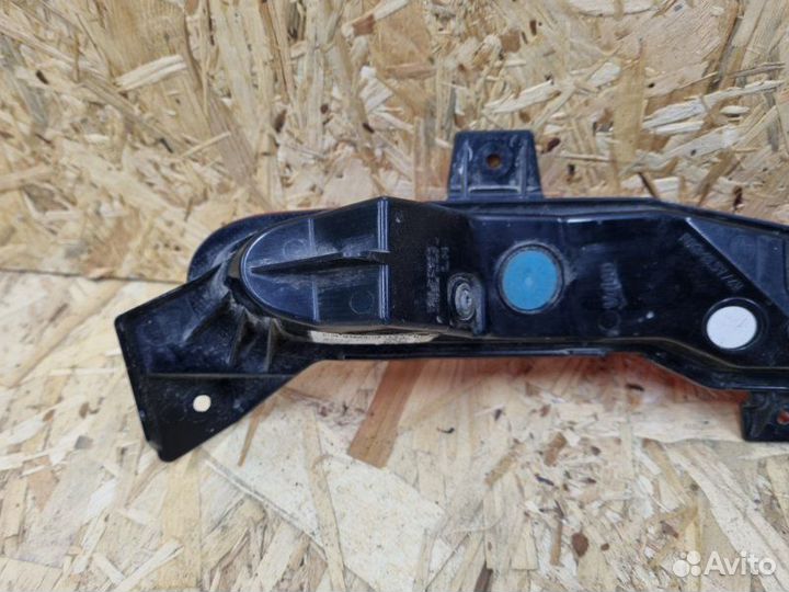 Фонарь противотуманный задний левый Land Rover