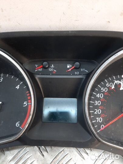 Щиток приборов (приборная панель) Ford Mondeo