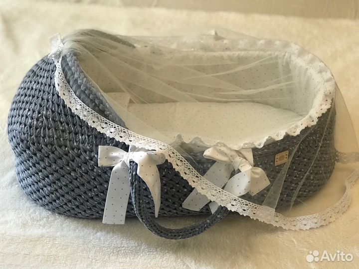 Корзина плетенная для младенца